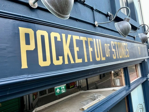  Gold Fascia Vinyl