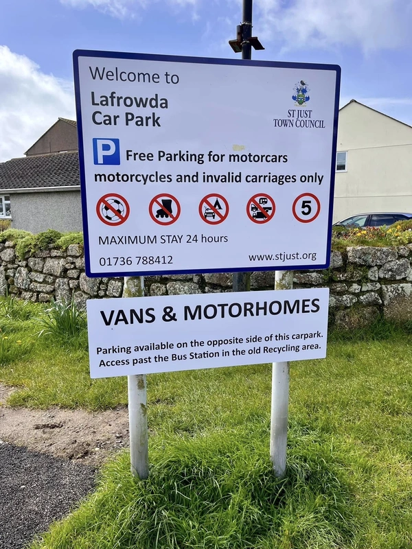 Aluminium signs